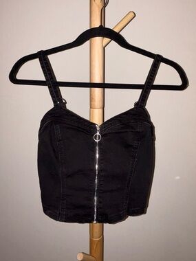 Guess front Zip-Front Crop Top